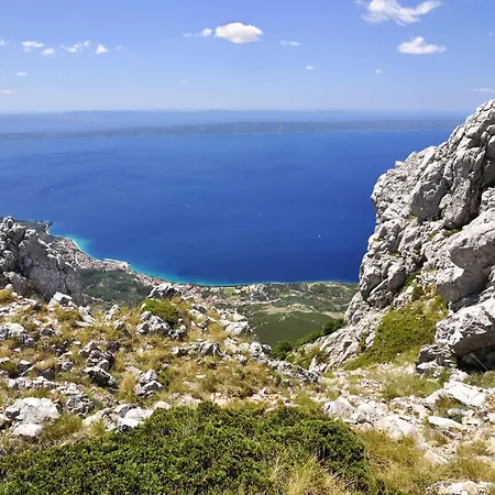 3674-6 For 2 Pers In Tučepi