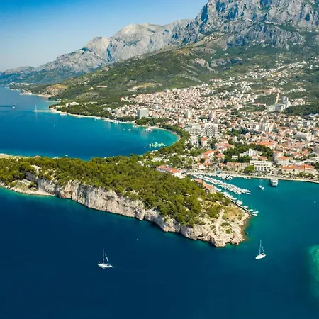 Apartment 3674-6 For 2 Pers In