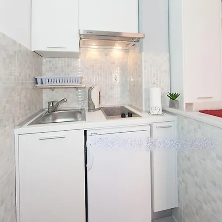 Apartment 3674-6 For 2 Pers In *