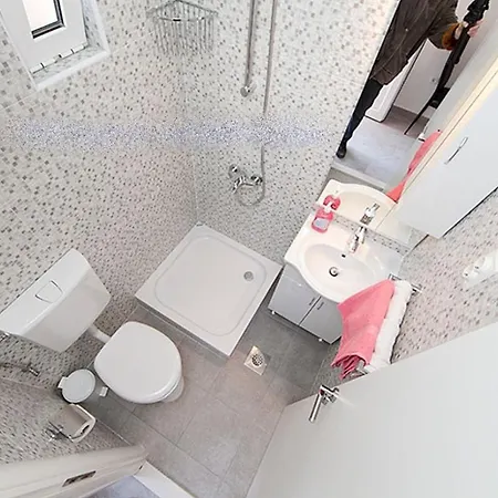 Apartment 3674-6 For 2 Pers In *