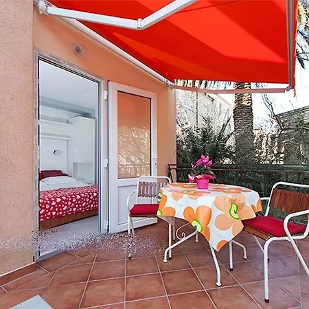 3674-6 For 2 Pers In