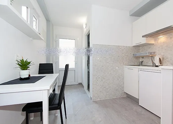 3674-6 For 2 Pers In Apartman