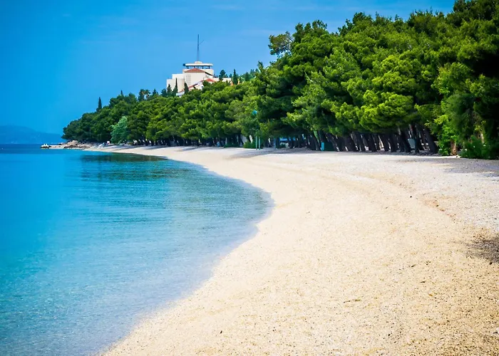 3674-6 For 2 Pers In *